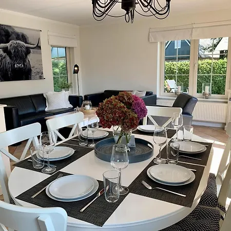 6-person With Garden * Sint Maartensvlotbrug