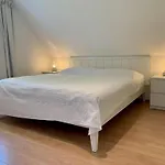 6-person With Garden
