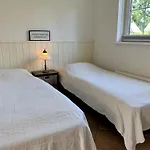 6-person With Garden Casa vacanze Sint Maartensvlotbrug