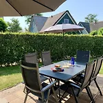 6-person With Garden *